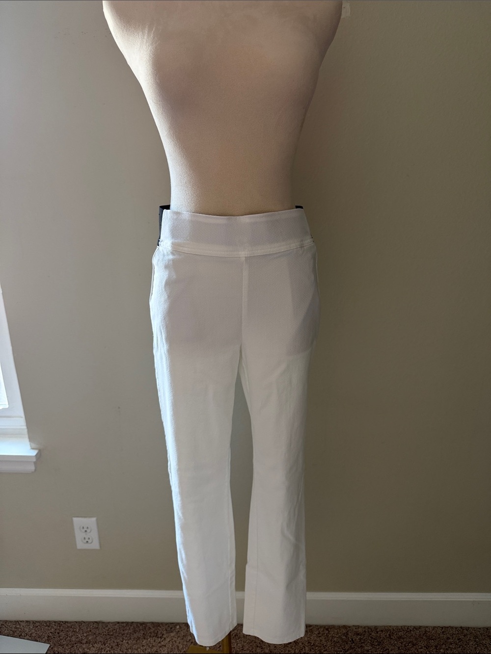 Women’s Simply Vera by Vera Wang White slim leg ankle Pants